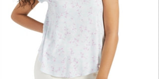 Camiseta feminina estampada com decote em V da Alfani, branca, tamanho XX-G