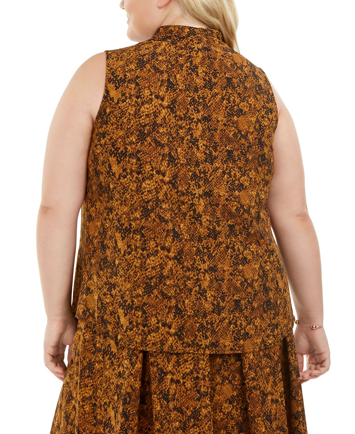 Top feminino Bar III Trendy Plus com estampa de cobra e decote em V, marrom, tamanho 2XL