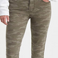Calça jeans Levi's 720 High Rise Super Skinny Crop Camo Feminina Verde Tamanho 26