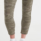 Calça jeans Levi's 720 High Rise Super Skinny Crop Camo Feminina Verde Tamanho 26