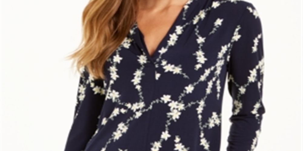 Top feminino estampado com decote em V Charter Club, azul, tamanho pequeno