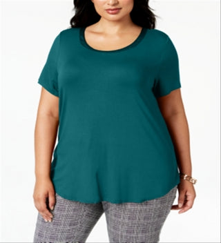 Camiseta feminina Alfani Plus com acabamento em cetim, comprimento alto e baixo, azul, tamanho 4X