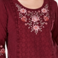 Top feminino estilo camponês com painel bordado vermelho tamanho médio