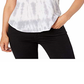 Camiseta feminina Chaser Tie Dye com gola redonda, branca, tamanho P