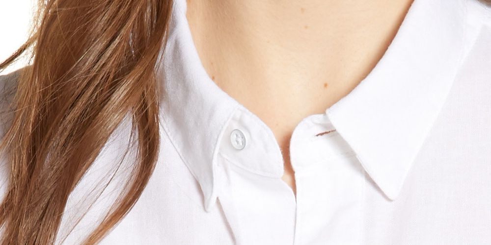 Camisa jeans feminina DL Premium com botões frontais, branca, tamanho M