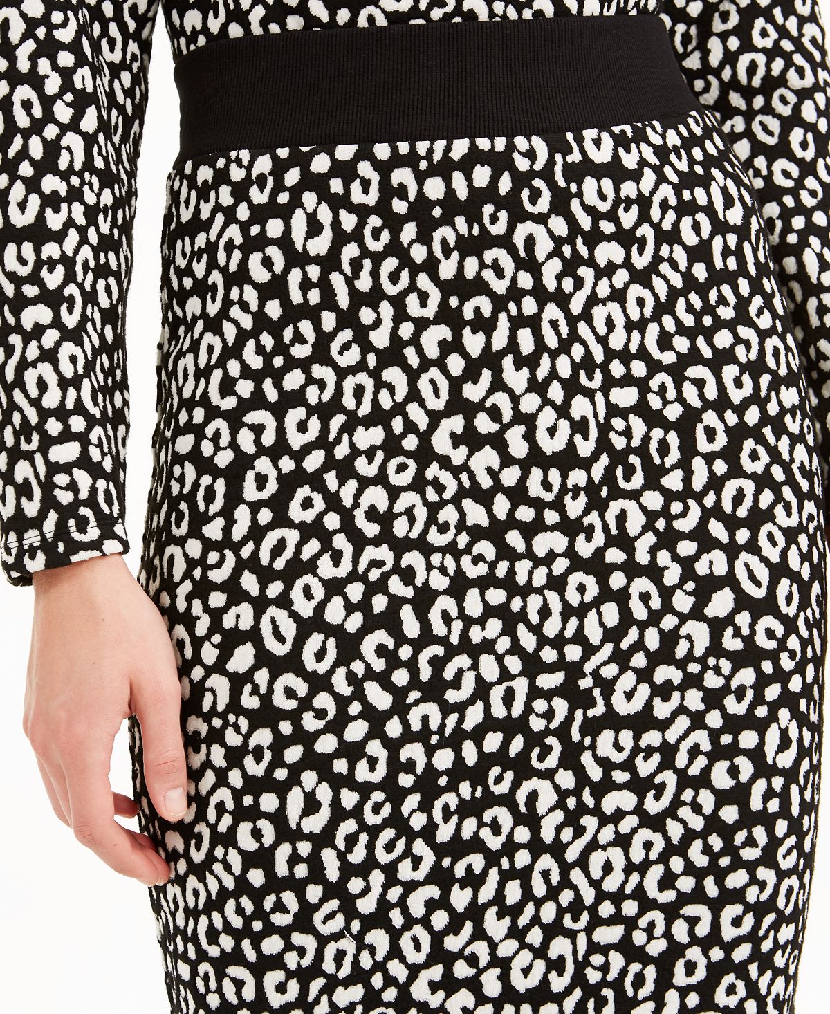Saia lápis feminina Michael Kors com textura de chita e jacquard, preta, tamanho P