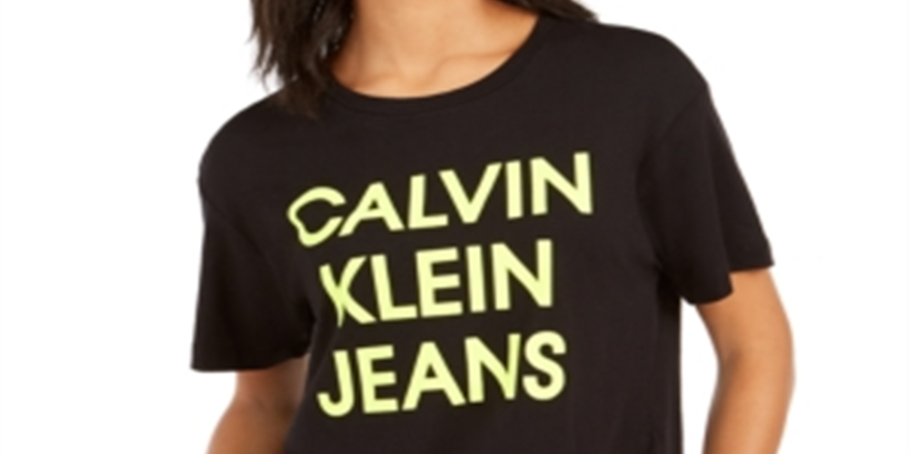 Camiseta jeans feminina Calvin Klein cropped com logo preta tamanho GG