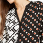 Blusa feminina Alfani com estampa contrastante e decote dividido, branca, tamanho P