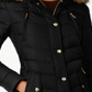 Casaco acolchoado com capuz e acabamento em pele sintética Michael Kors feminino, preto, tamanho XS