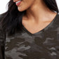 Blusa feminina estilo camuflagem com decote em V, verde, tamanho pequeno