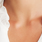 Top feminino CeCe com babados e estampa de mídia mista, branco, tamanho X-G