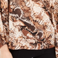 Blusa camponesa com estampa de cobra e gola amarrada INC, marrom, tamanho grande