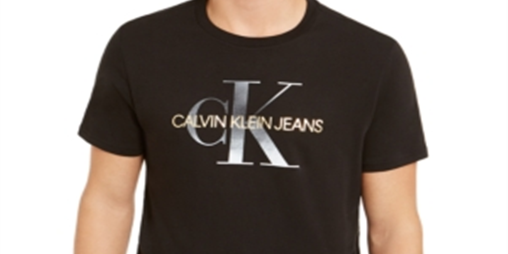 Camiseta Calvin Klein Masculina Jeans com Logotipo Metálico em Algodão - Preta Tamanho XX-G