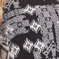 Vestido Chloe com estampa geométrica feminino Karen Kane, preto, tamanho P