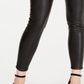 Calça skinny feminina Kendall + Kylie em couro sintético, preta, tamanho 25