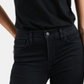 Camisetas femininas Levi's New 'New York' Batwing Logo Perfect Crewneck Tee preta tamanho M