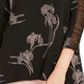 Blusa feminina Alfani com estampa floral e manga franzida, preta, tamanho grande