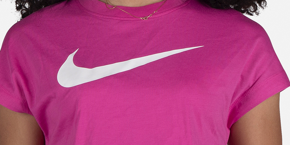 Camisetas femininas Nike roxas tamanho P