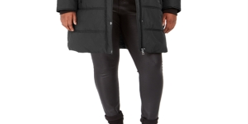 Casaco acolchoado com capuz e acabamento em pele sintética Maralyn &amp; Me feminino júnior plus size, preto, tamanho 1X