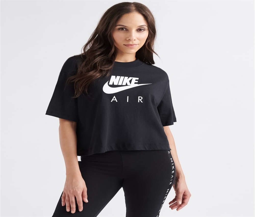 Camiseta Nike Sportswear Air Feminina Preta Tamanho M