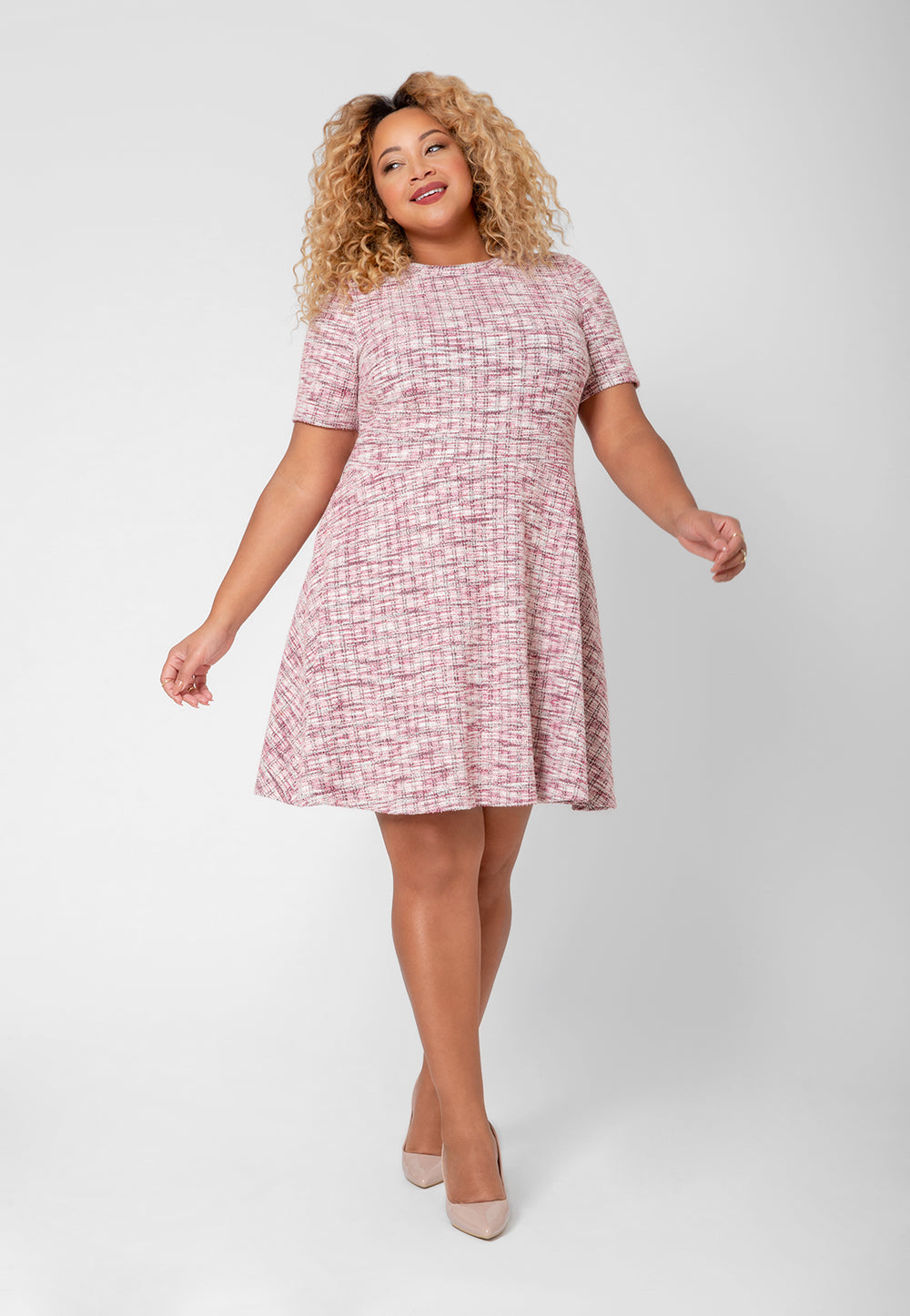 Vestido Mackenzie de manga curta feminino Leota em rosa multicolorido (curvo)