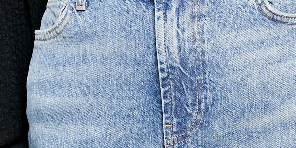 Calça jeans feminina Free People Relaxed Straight Slouch - Yucca Valley Indigo Blue, tamanho 30