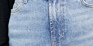 Calça jeans feminina Free People Relaxed Straight Slouch - Yucca Valley Indigo Blue, tamanho 30