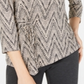 Top feminino com estampa e amarração lateral, coleção NY, bege, tamanho pequeno XS