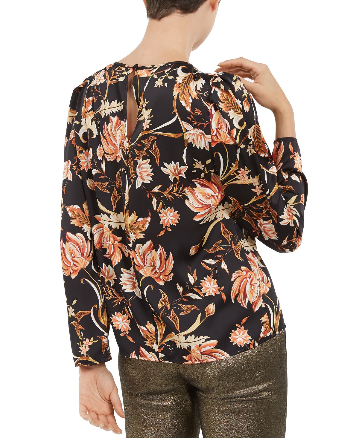Blusa feminina com estampa floral e manga bufante, preta, tamanho médio, da INC International Concepts