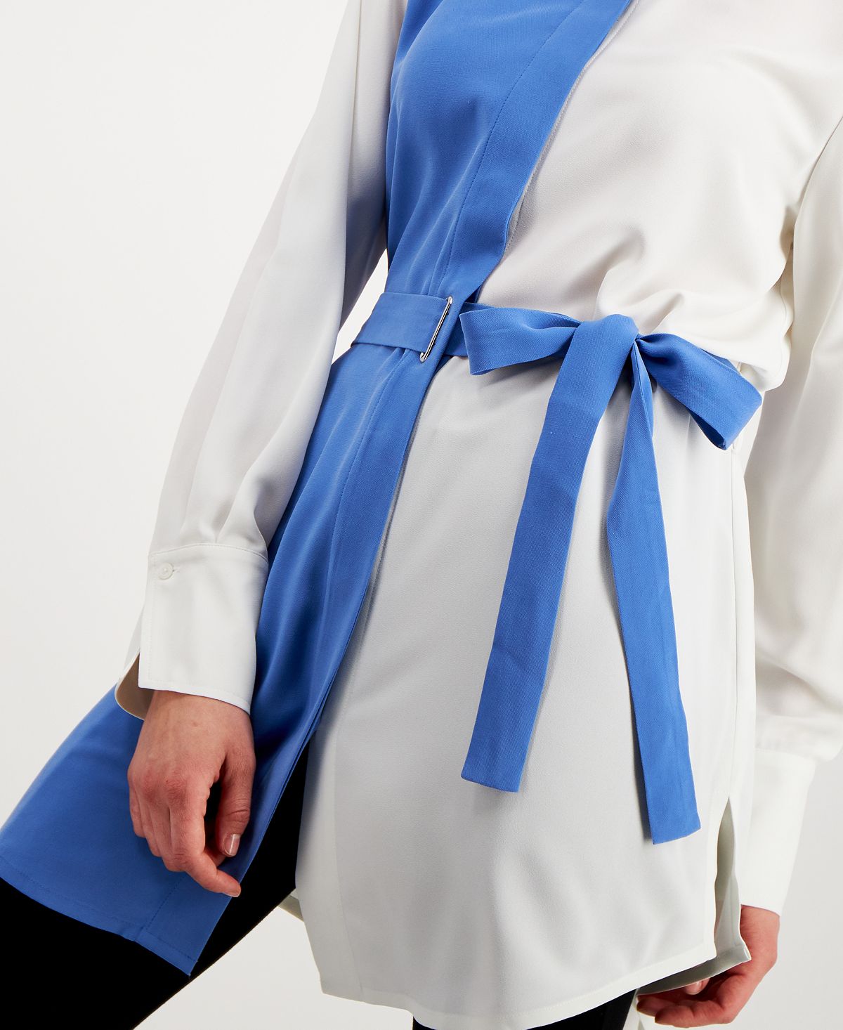 Blusa feminina Alfani com botões e manga comprida e bloco de cores, azul, tamanho médio