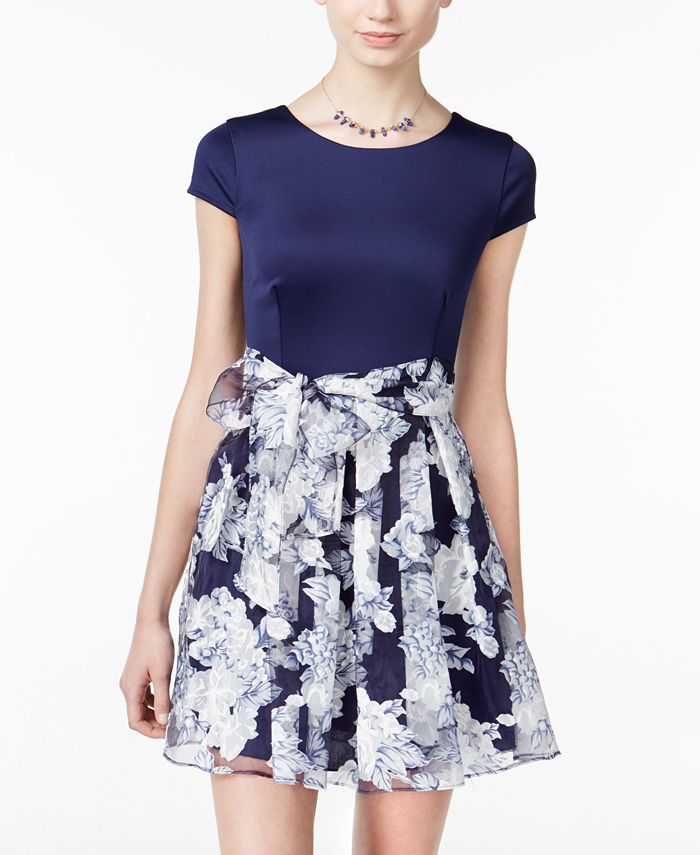Vestido curto listrado de manga curta com decote em joia e ajuste evasê para festa, tamanho azul 9-10, feminino B Darlin