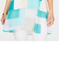 Blusa feminina Alfani com estampa de blocos de cores, sem mangas, gola redonda, azul, tamanho grande