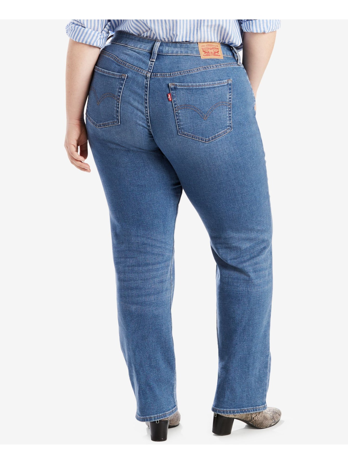 Calça jeans reta feminina Levi's azul tamanho 24W