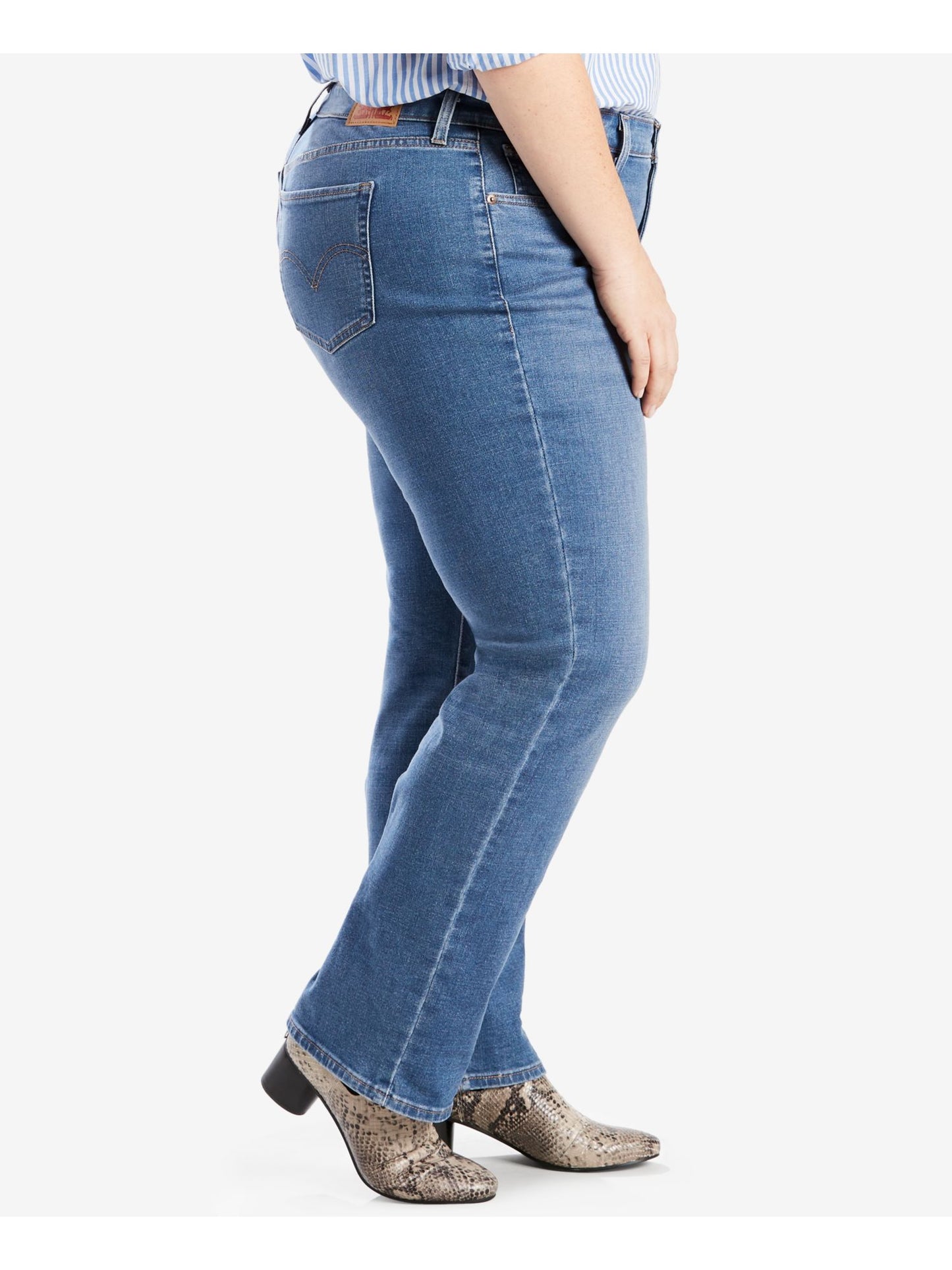 Calça jeans reta feminina Levi's azul tamanho 24W
