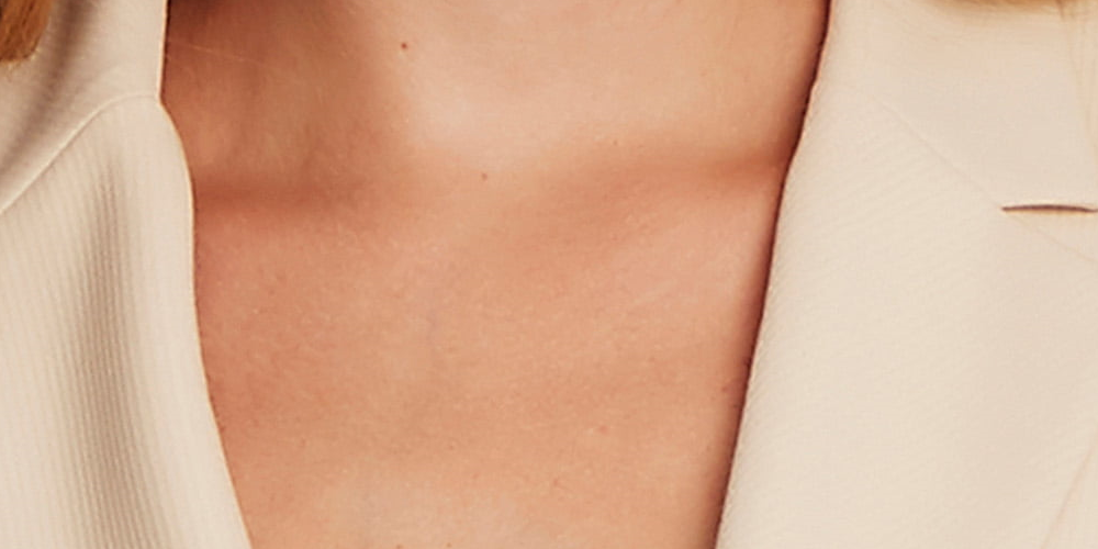 Blazer Safari com cinto feminino Vince Camuto, bege, tamanho grande