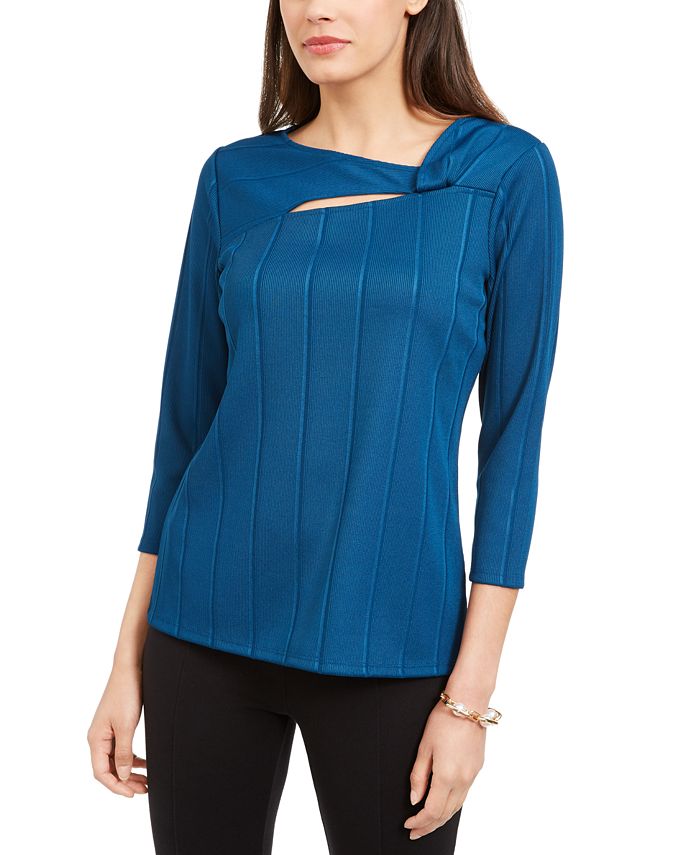 Blusa feminina Alfani com decote torcido e cor lisa, azul, tamanho pequeno G