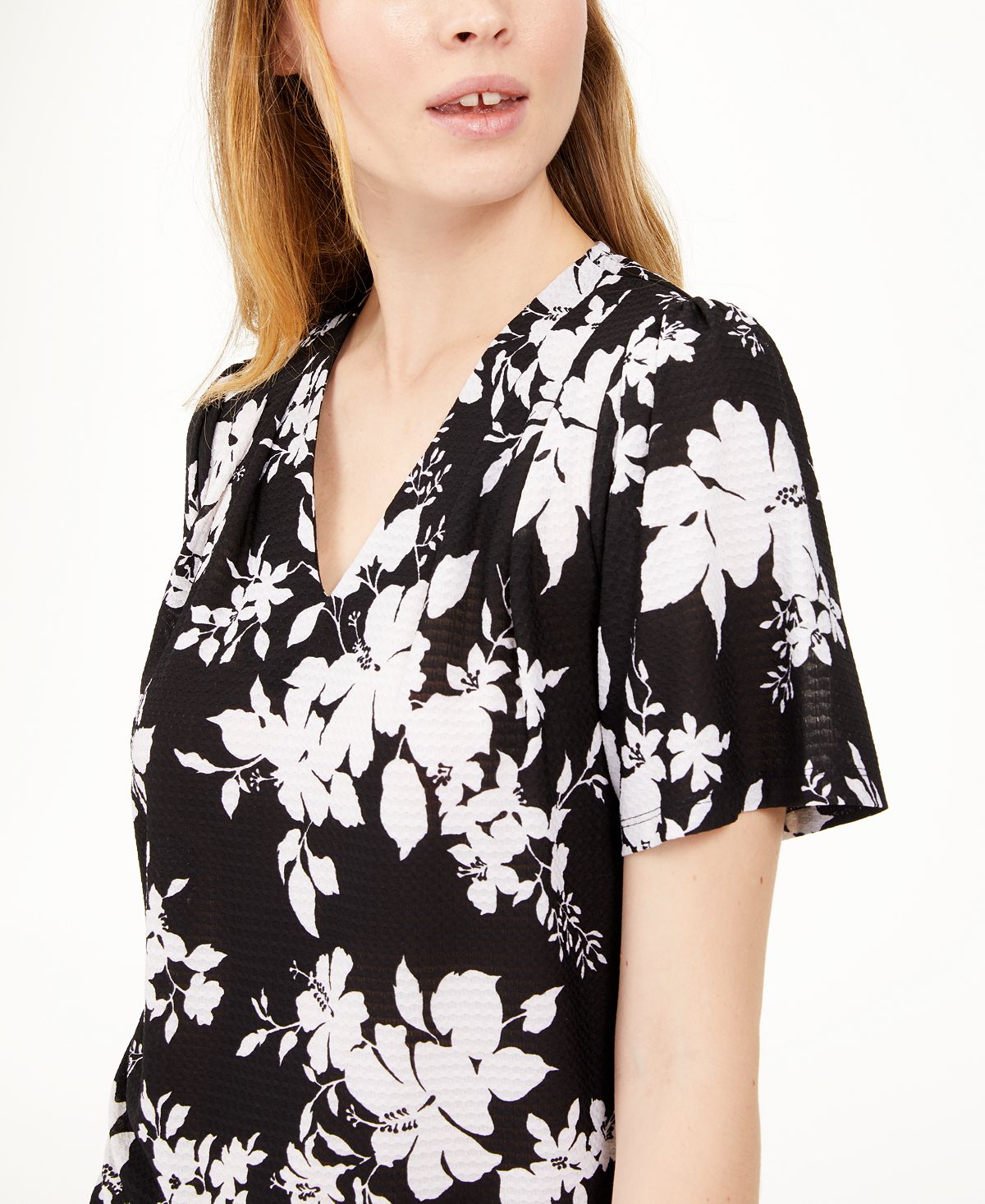 Blusa feminina Michael Kors Tropical Shadow Floral com decote em V, preta, tamanho médio
