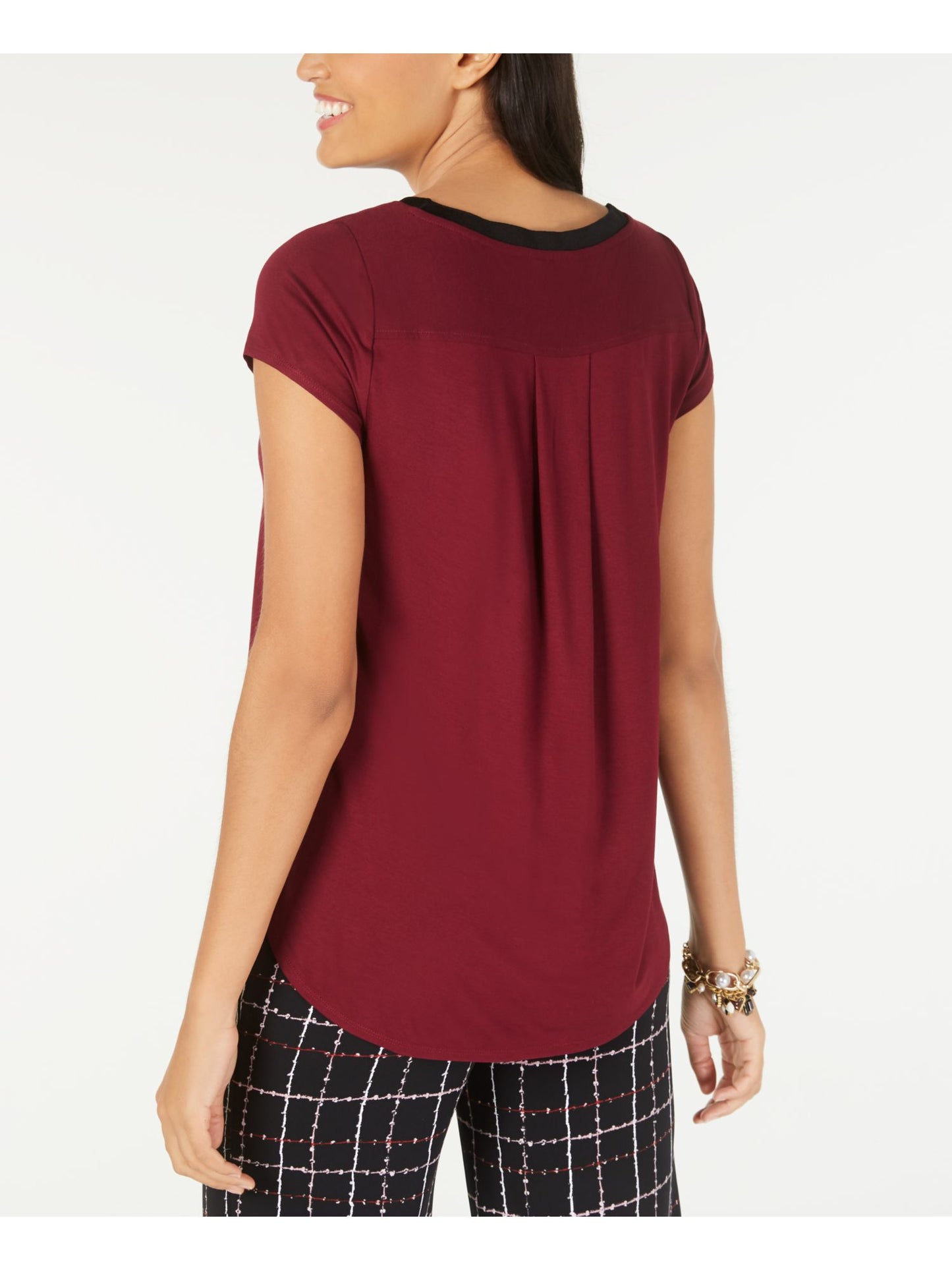 Blusa feminina Alfani de manga curta com decote em joia e altura baixa, vermelha, tamanho pequeno