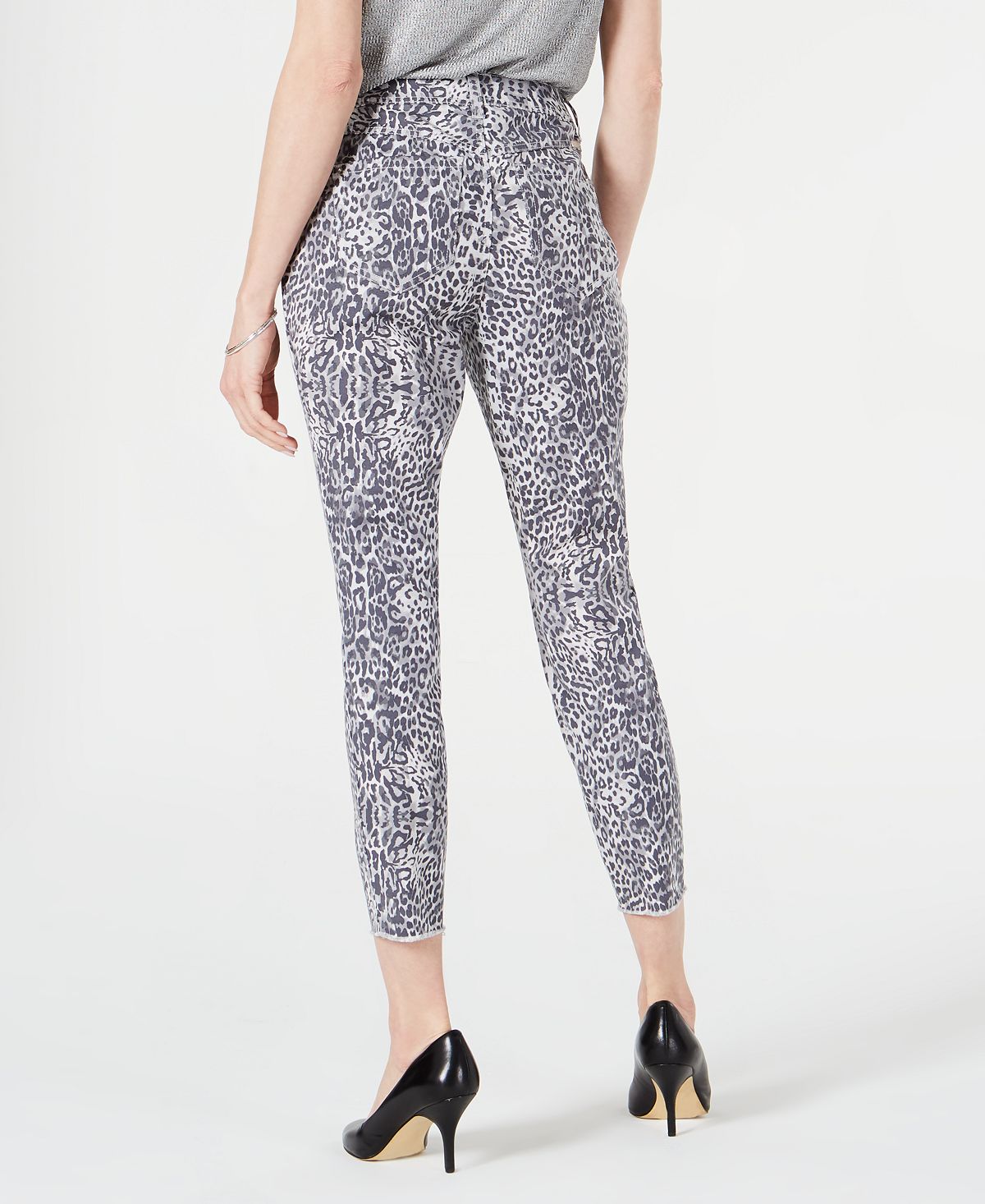Calça jeans skinny feminina com estampa animal da INC Iternational Concepts, tamanho 10, cinza