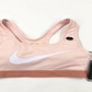 Sutiã esportivo Nike Classic Swoosh Support feminino rosa tamanho pequeno