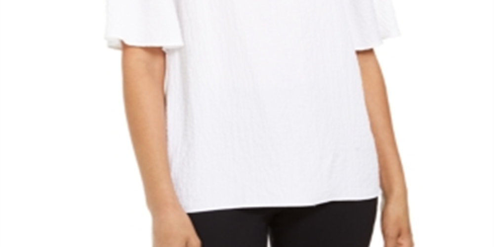 Blusa feminina com textura amassada e ombros descobertos, tamanho médio, branca, da coleção JM