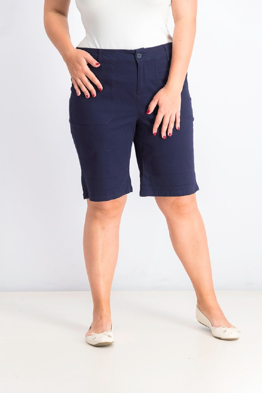 Shorts feminino azul marinho com bolsos Charter Club, tamanho 8