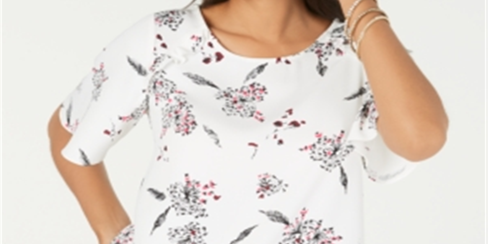 Blusa feminina Alfani com estampa e babados, branca, tamanho pequeno G