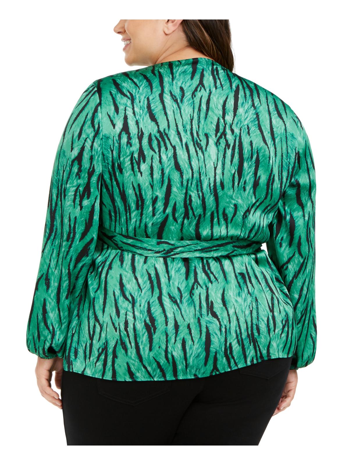 INC International Concepts Top feminino plus size com estampa animal e decote em V, verde, tamanho 0X