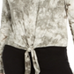 Blusa com amarração frontal Tie Dye Belle Du Jour Junior's Verde Tamanho X-Grande