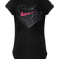 Camiseta de algodão com estampa de coração geométrico para meninas da Nike, tamanho 4, cor carvão