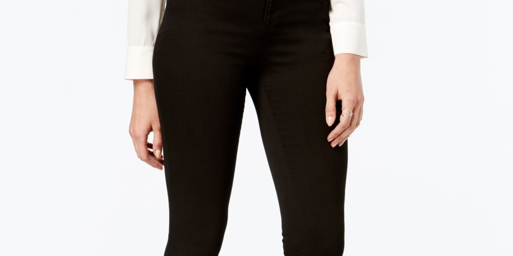 Calça jeans feminina Bootcut com cinco bolsos e ajuste curvo da INC International Concepts, preta, tamanho 8