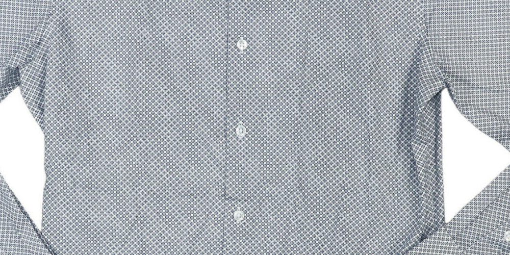 Camisa social masculina Bar III com estampa floral e corte slim, elástica, branca e azul-marinho, tamanho M