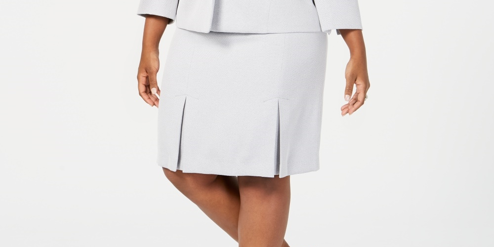 Le Suit Feminino Plus Size Saia com zíper e botão único Tamanho marinho Pequeno