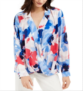 Blusa feminina Alfani com sobrepeliz estampada, azul, tamanho pequeno P